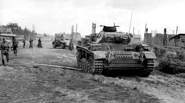 二战苏德战争，第4装甲集团军为何参加战役最多？战斗力强-第4张图片-欧陆平台